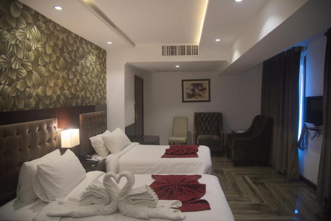 Savoey Hotel Lahore Buitenkant foto