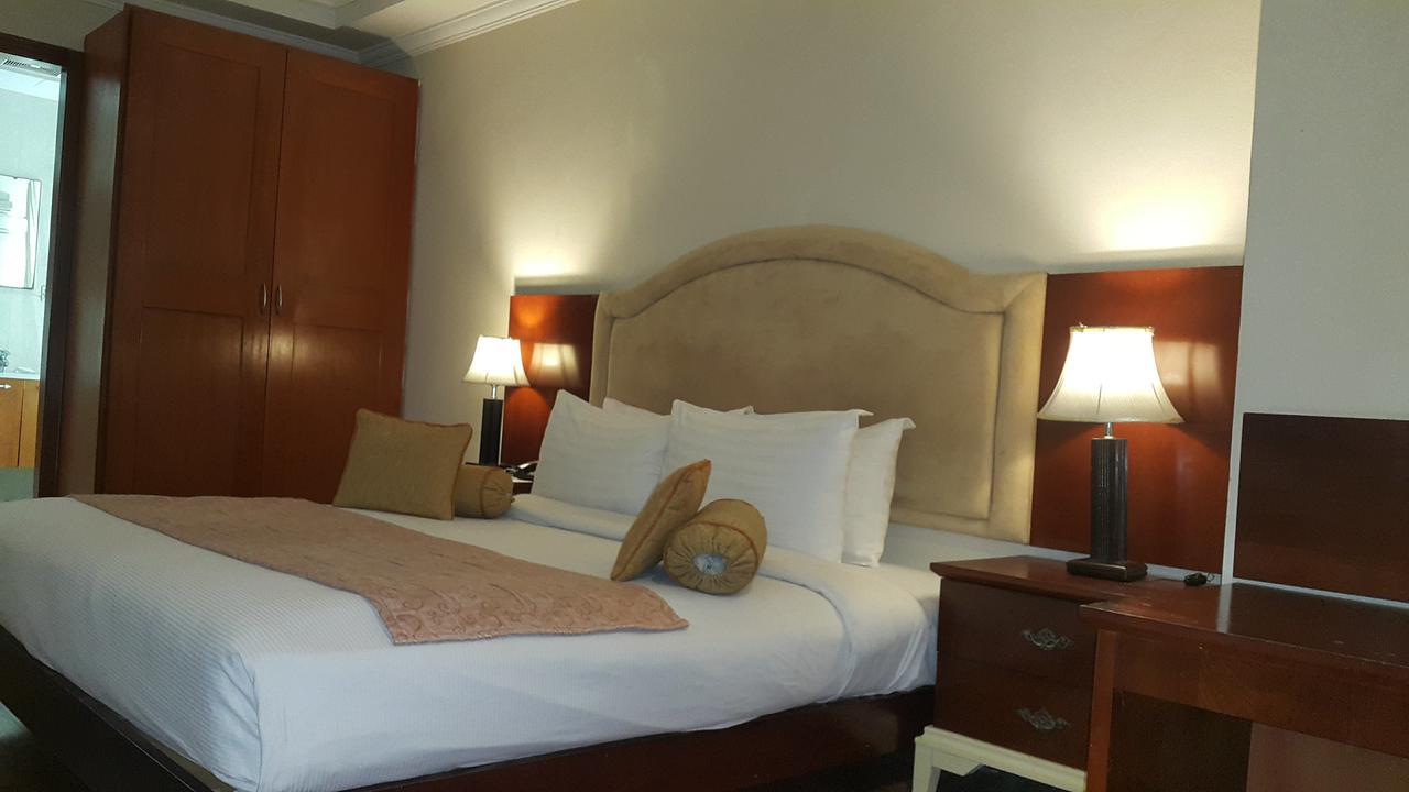 Savoey Hotel Lahore Buitenkant foto